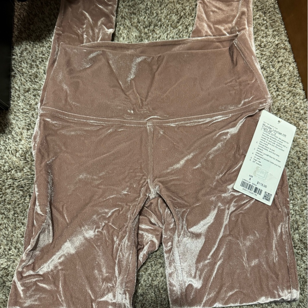 Lululemon Athletica Velvet leggings in Soft Pink